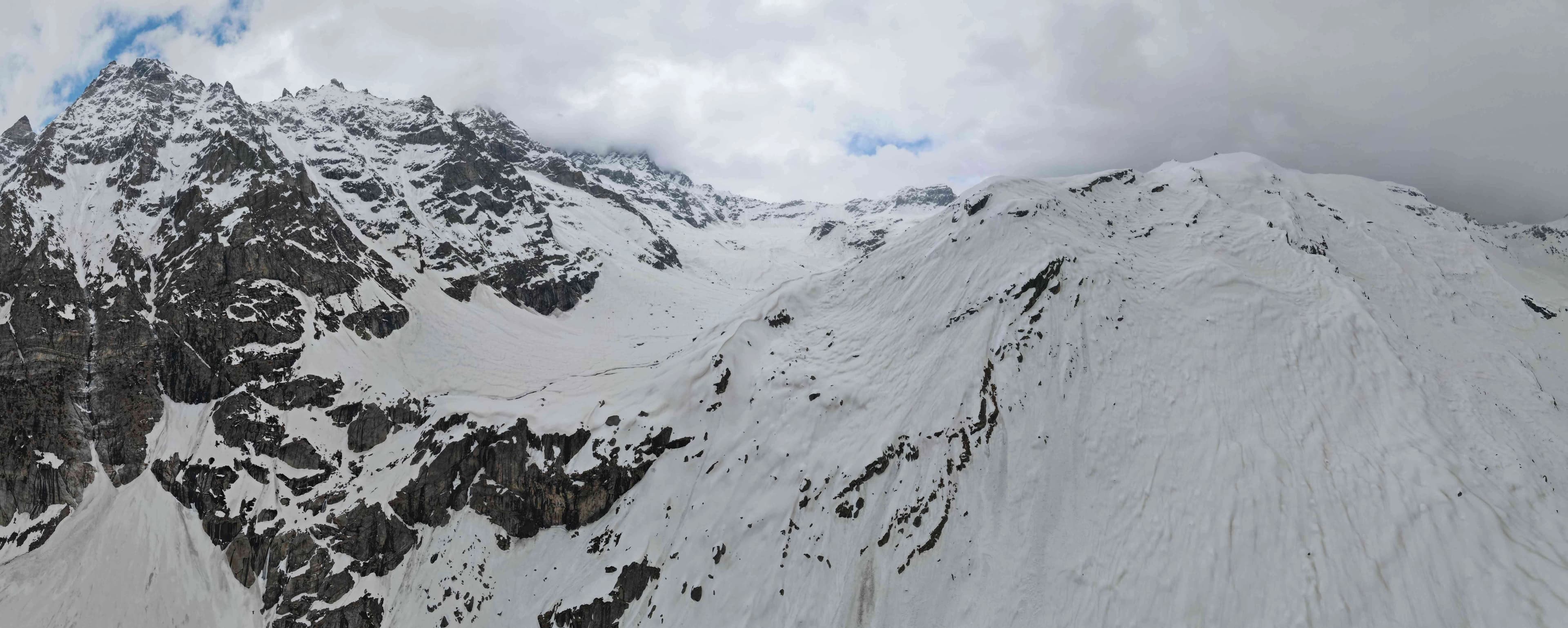 Everything You Need to Know About Yunam Peak Expedition (6111m) article cover image