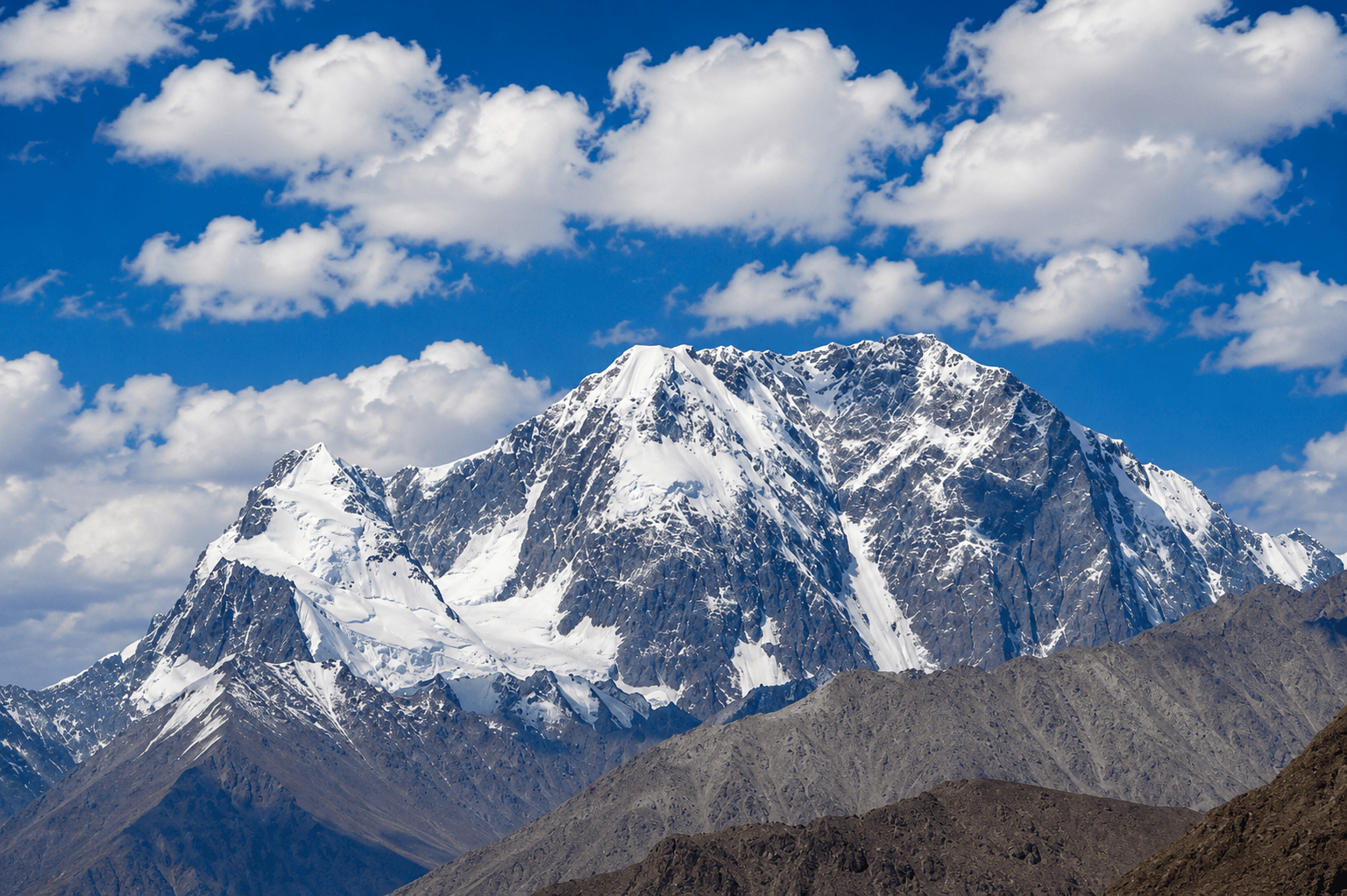 Saser Kangri Expedition (7672m) Himalayan expedition landscape