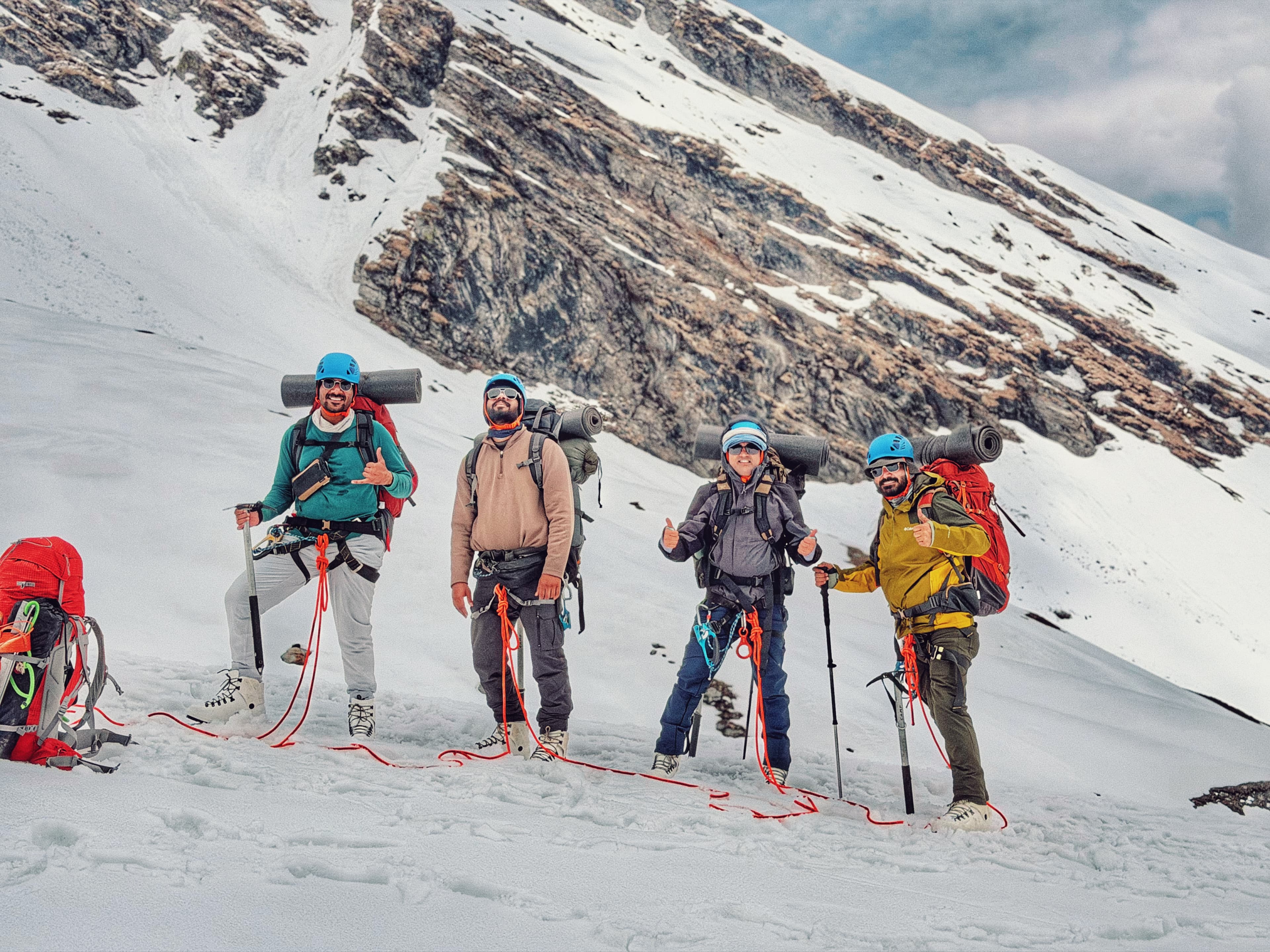 Friendship Peak second expedition of the 2026 season field photograph 5