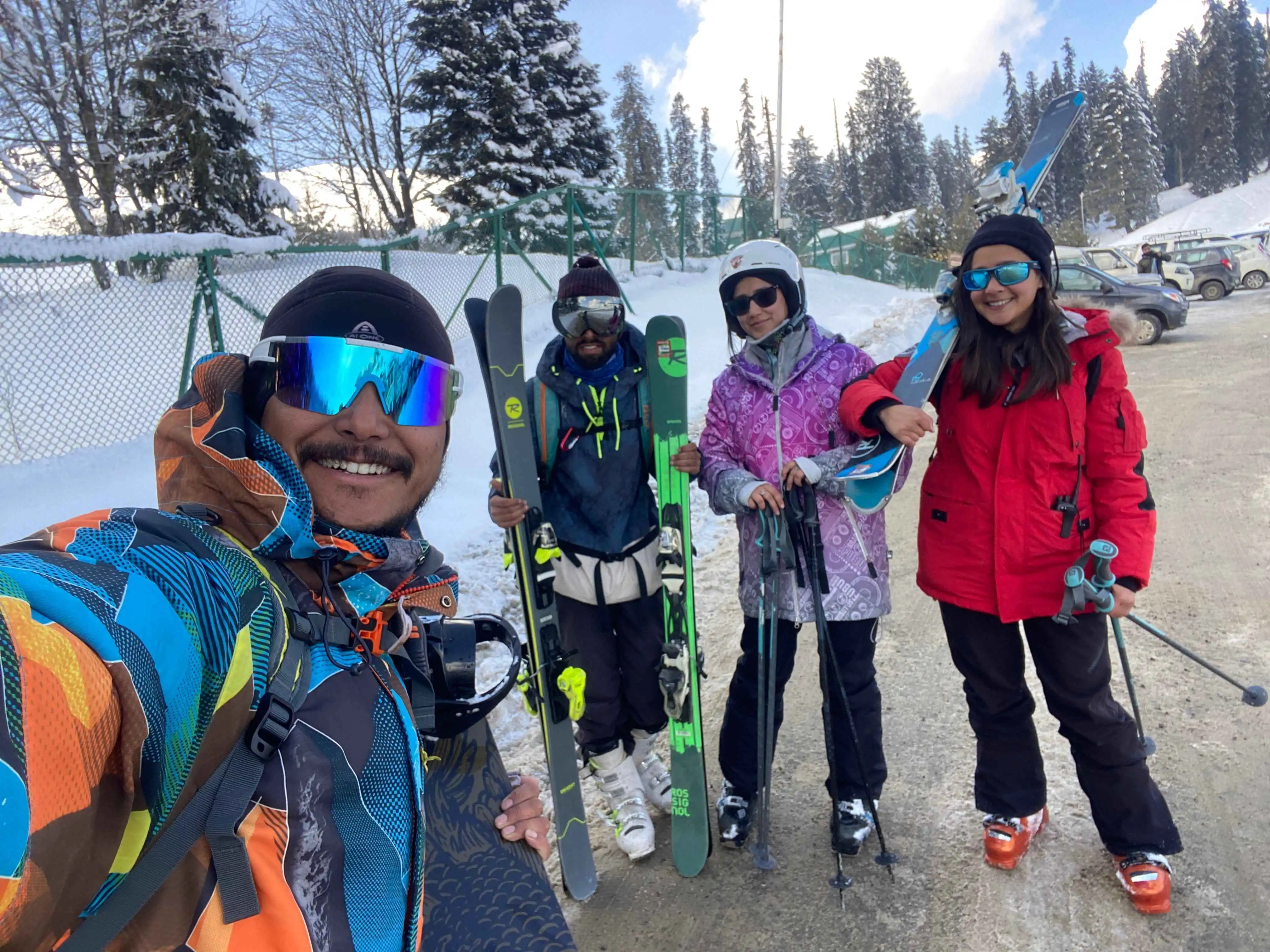 Image of Ski snowboarding courses gulmarg expedition